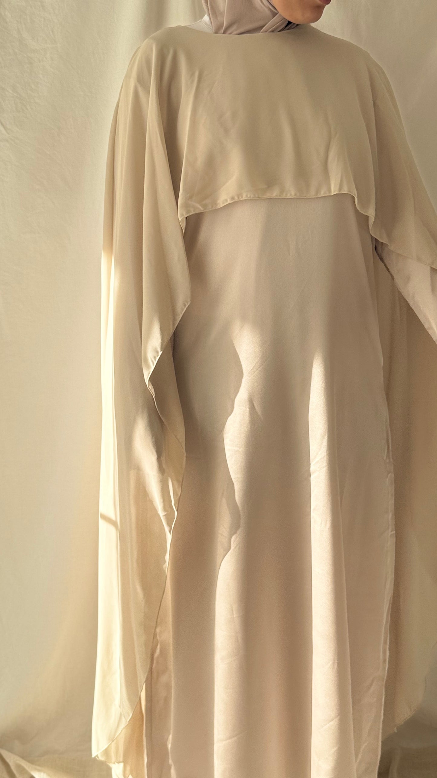 Robe avec cape - Beige