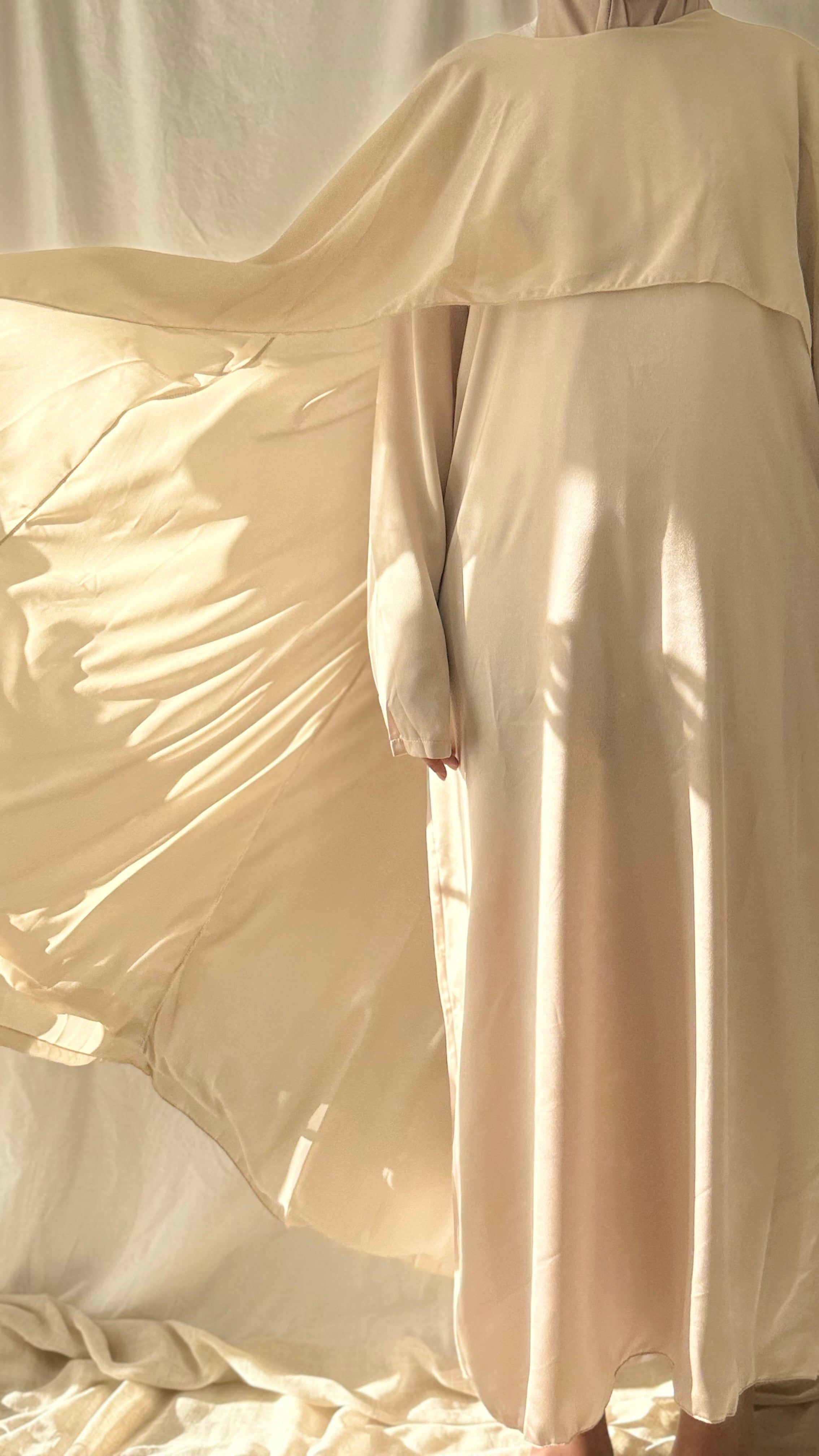Robe avec cape - Beige