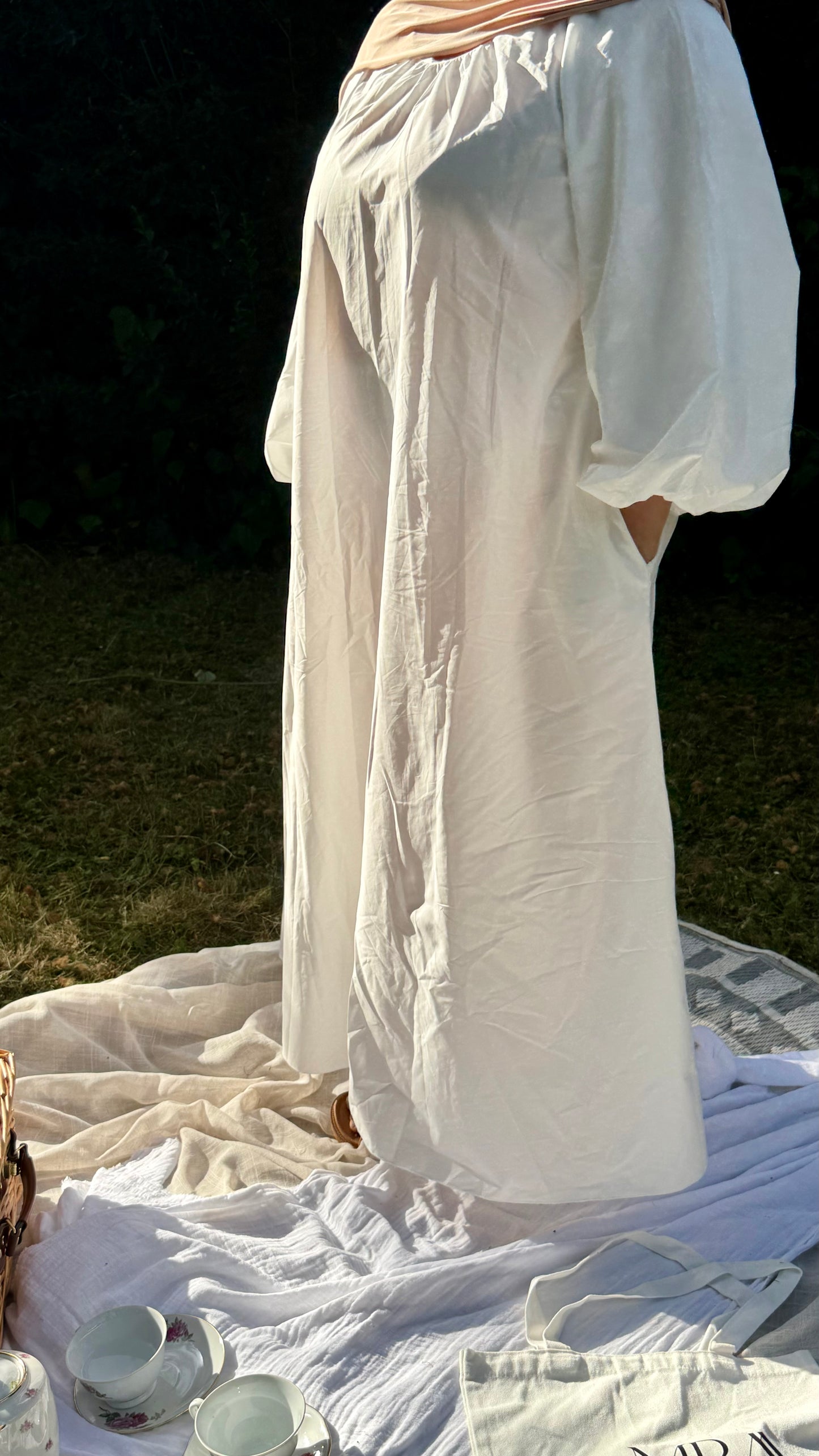 modest fashion robe hijab yamraa blanc